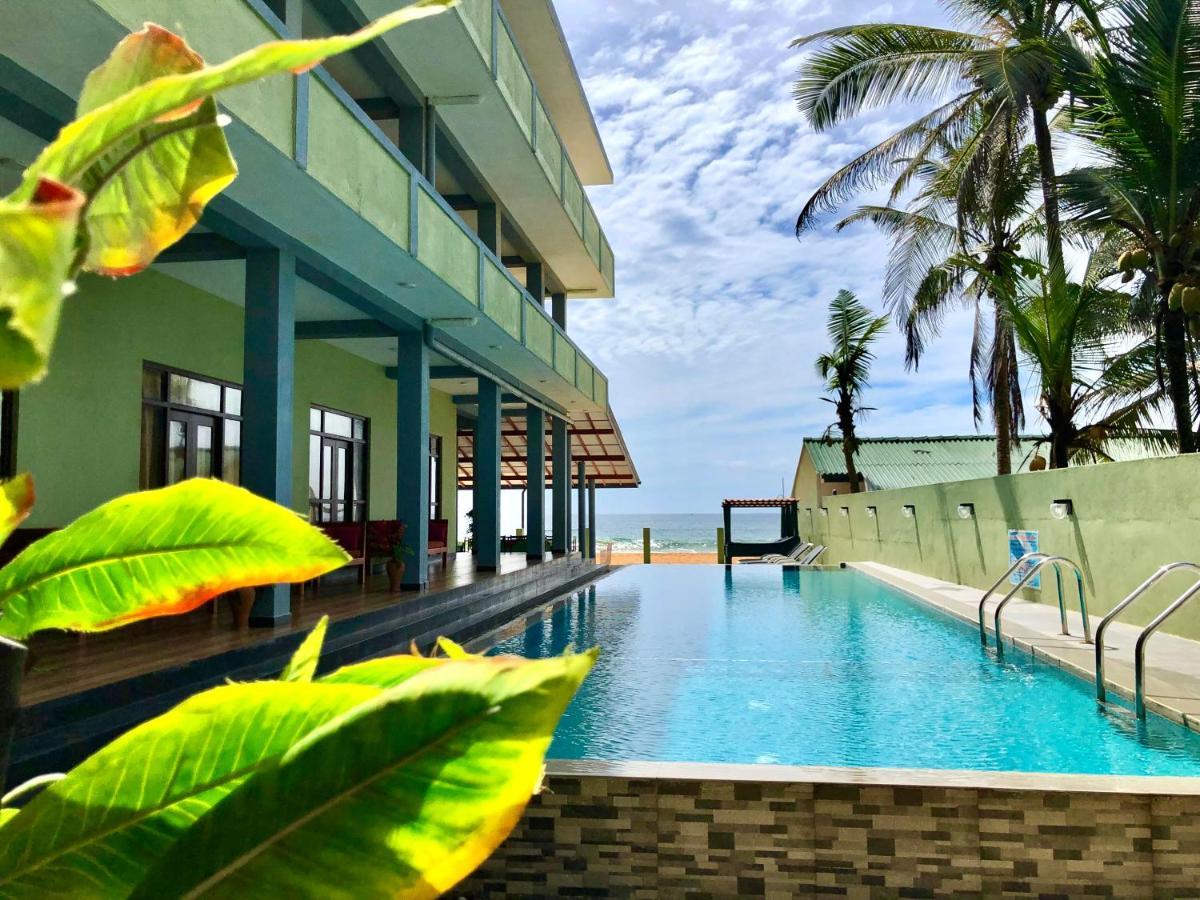 Serenade Beach Hotel Hikkaduwa Exterior foto